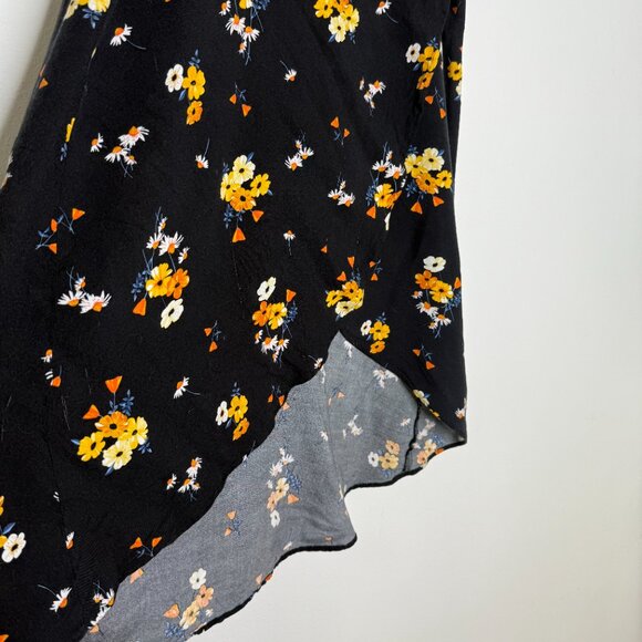 H&M | Black Wrap Skirt with Yellow Floral Pattern - 6 - Picture 6 of 9